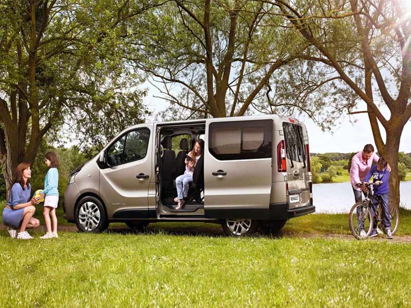 Perché scegliere il noleggio pulmino 9 posti senza conducente